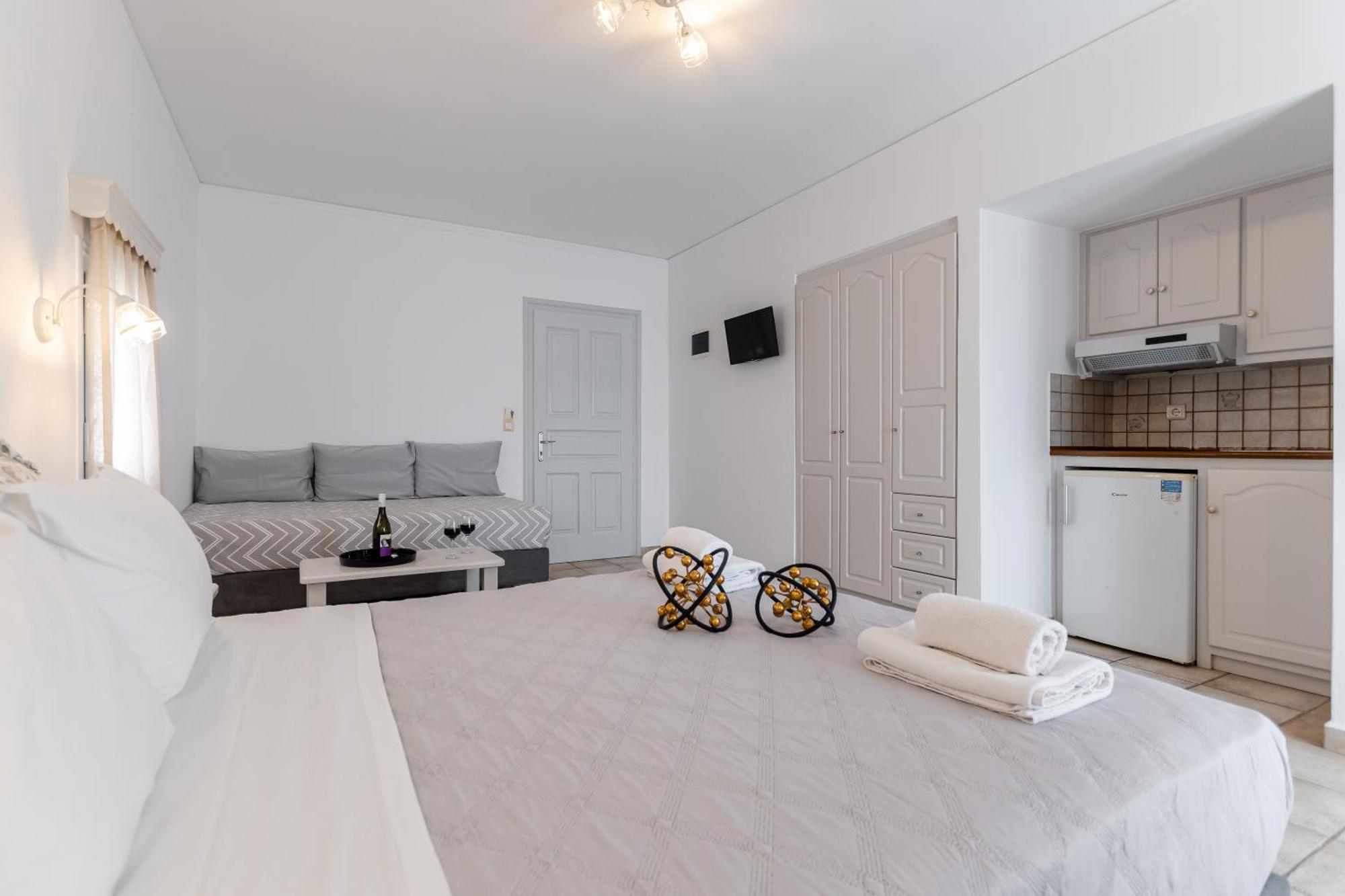 Golden Bay Aparthotel Агиос Прокопиос Екстериор снимка